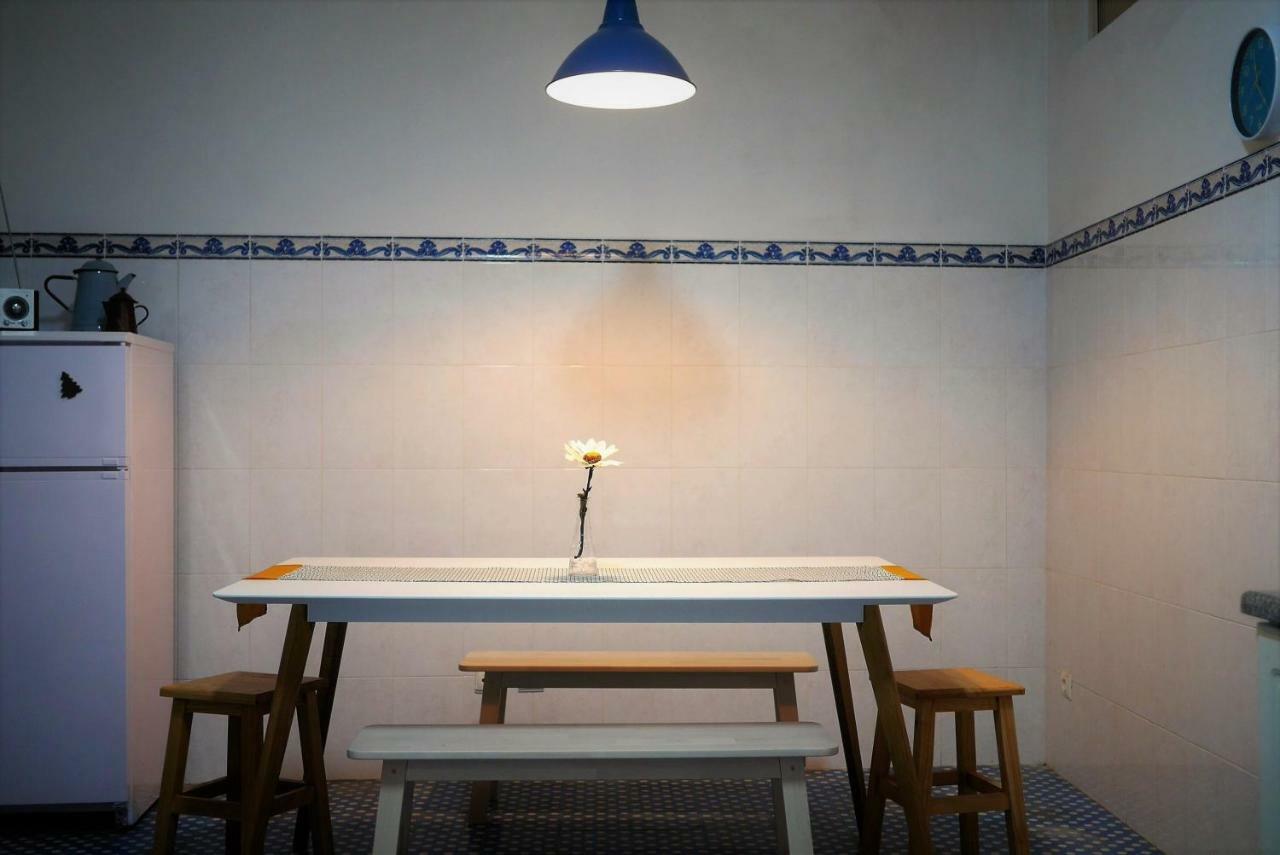 Downtown Shelter - Casa Da Praca Apartment Aveiro Ngoại thất bức ảnh