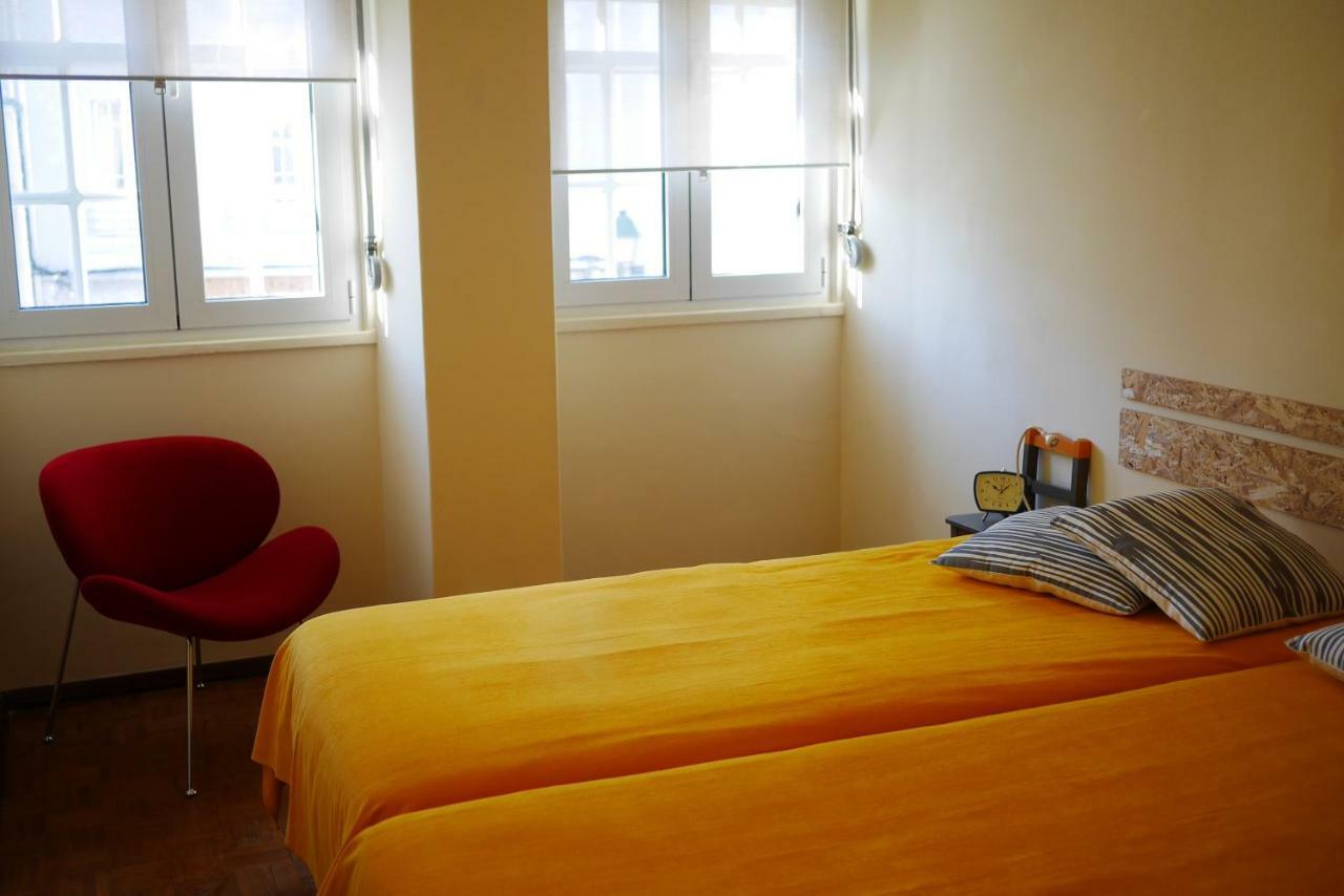 Downtown Shelter - Casa Da Praca Apartment Aveiro Ngoại thất bức ảnh